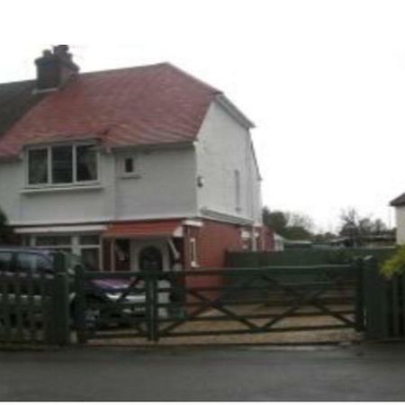 Maidstone Family Homes Upper Road Cottage Zewnętrze zdjęcie