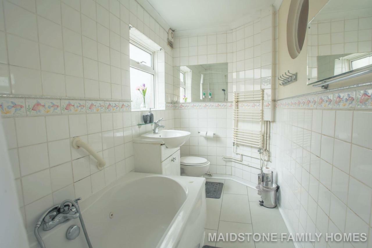 Maidstone Family Homes Upper Road Cottage Zewnętrze zdjęcie